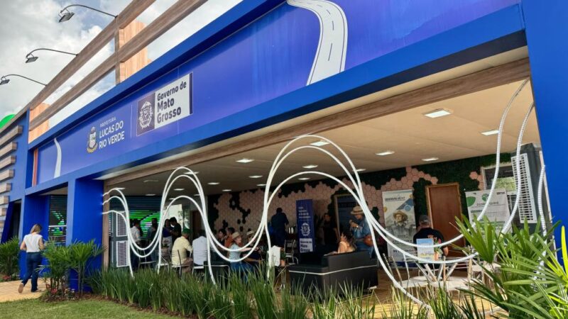 Desenvolve MT leva informações sobre linhas de crédito para pequenos produtores durante Show Safra