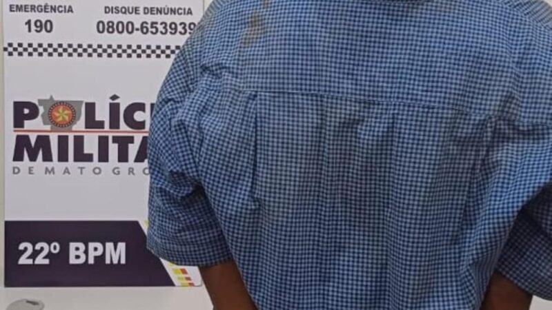 Menor é apreendido pela Polícia Militar após esfaquear homem em conveniência em Peixoto de Azevedo