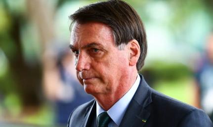 Barroso nega pedidos de Bolsonaro para impedimento de Zanin e Dino