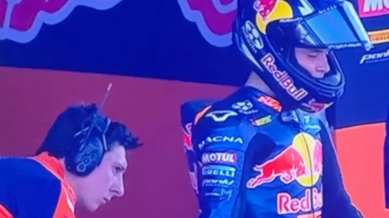 Messi virou mecânico na Moto3?” Piloto brinca e imagem viraliza