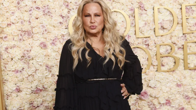 Jennifer Coolidge diz que ‘The White Lotus’ melhorou sua vida amorosa