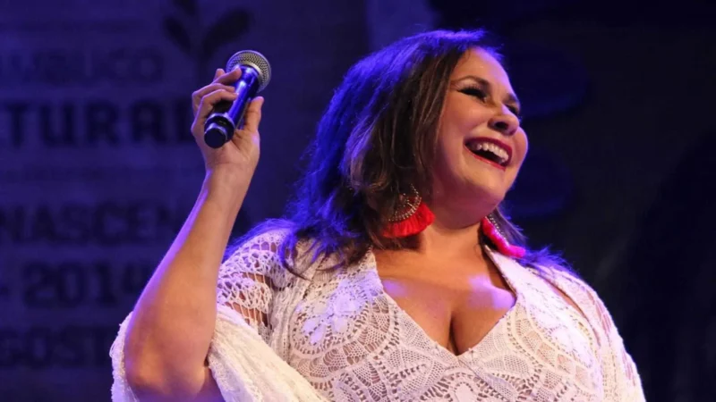 ‘Cantora dos papas’, Fafá de Belém lamenta morte de Francisco
