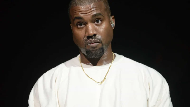 Kanye West teve uma relação com um primo: “Encenávamos o que víamos”