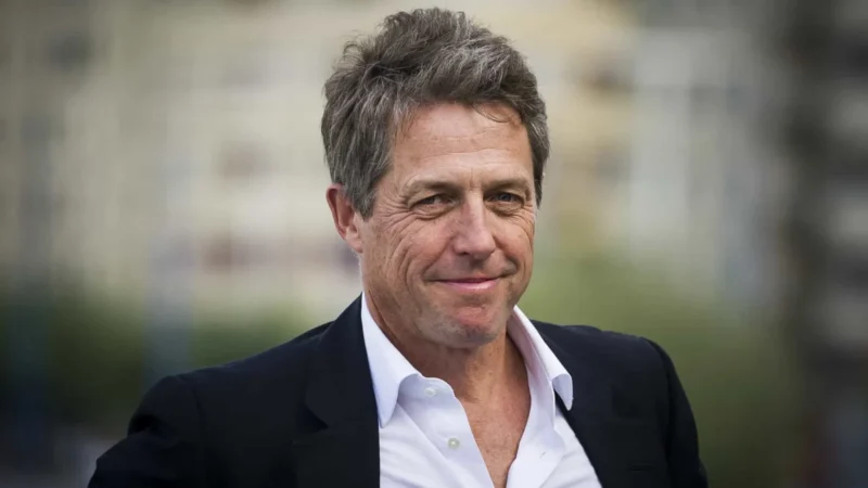 Hugh Grant reclama de ‘tratamento intrusivo’ com seus filhos em aeroporto