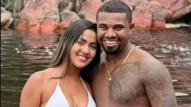 Davi Brito diz que namorada pede tempo da relação após anúncio de gravidez
