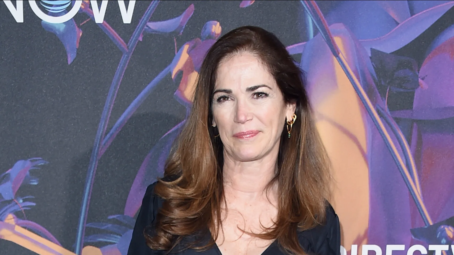 Atriz de ‘CSI: Miami’ é presa por tentar atropelar marido após sofrer violência