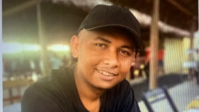 Cantor de ‘piseiro’ morre em acidente de carro no Ceará