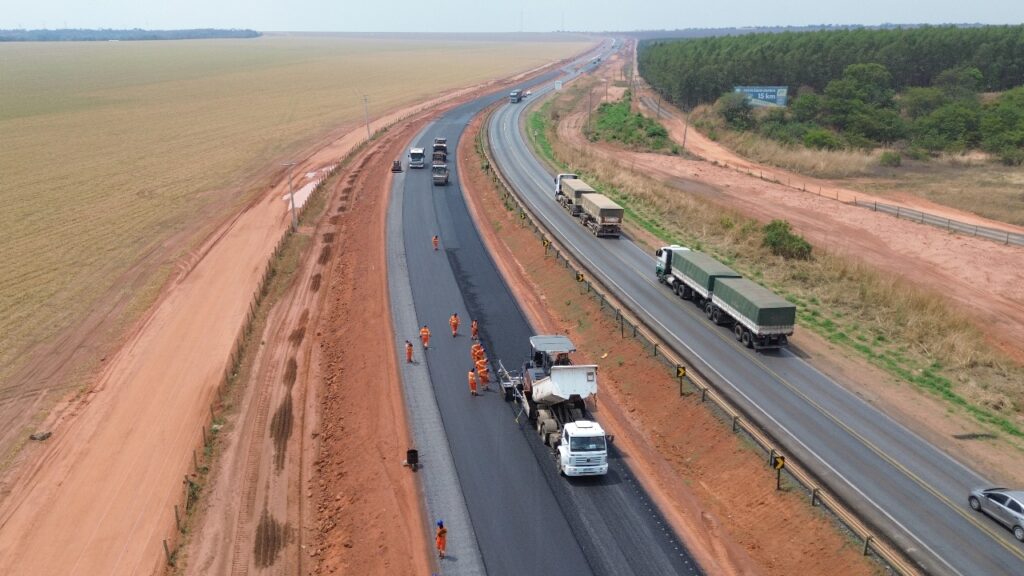 Nova Rota retoma terceiro turno de obras na BR-163 com o fim do período chuvoso