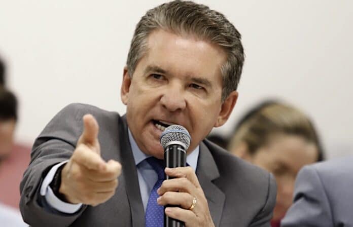 TCE dá prazo para governo de Mato Grosso detalhar crédito consignado e descontos a servidores