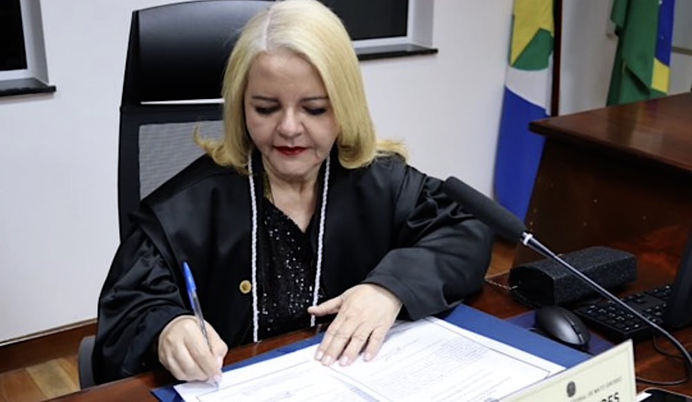 Serly é eleita presidente do TRE Mato Grosso; ‘em nome de Deus recebo este lugar’ e ‘não haverá divisão’