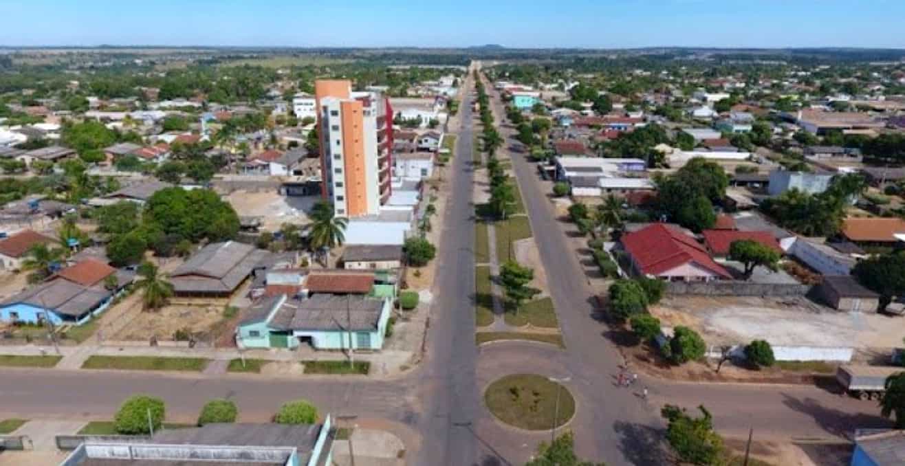 Vereadores barram projeto de verba indenizatória que ultrapassaria R$ 1 milhão ao Prefeito, Vice Prefeito e Secretários.