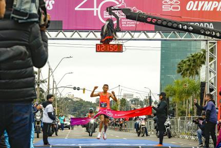 Mato-grossense ignora favoritismo de atletas africanos e vence maratona no RS