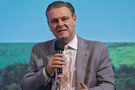 Fávaro terá que explicar por que pediu R$ 138 milhões extras