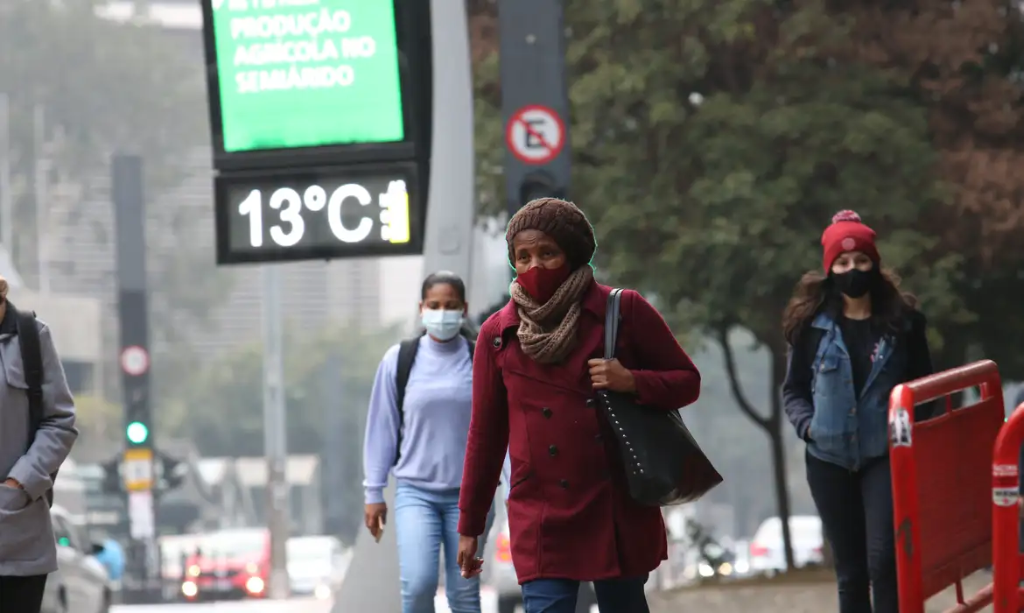 Defesa Civil orienta população para cuidados com a saúde após queda de temperatura em MT