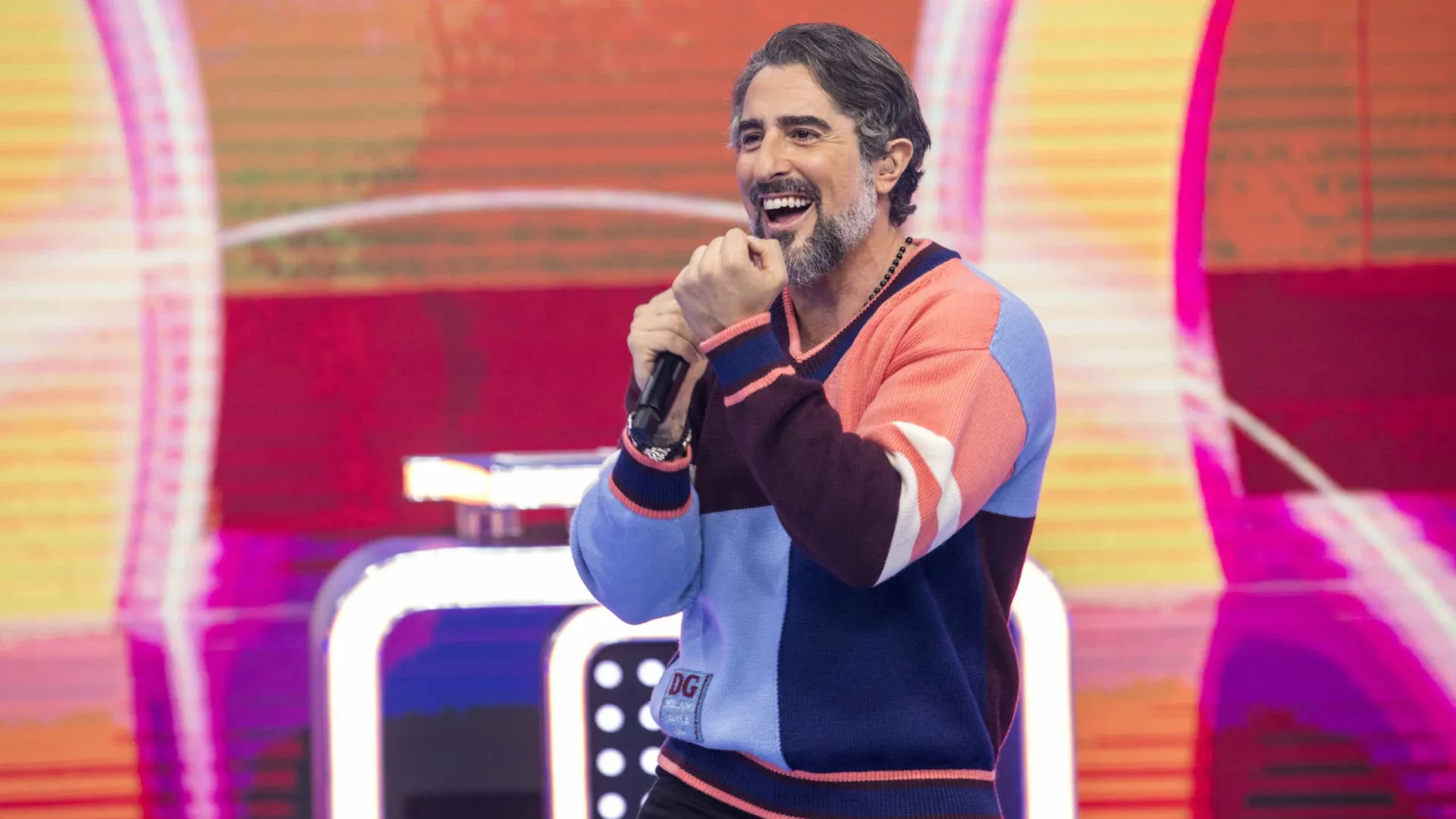 Marcos Mion apaga publicação defendendo Léo Lins e muda posicionamento