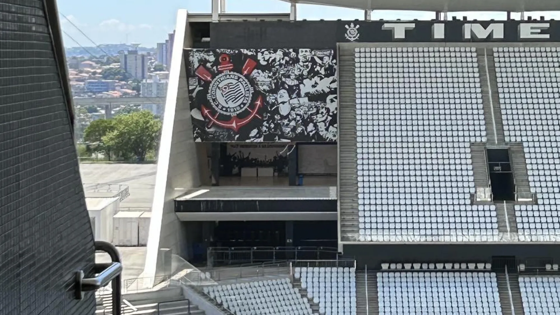 Corinthians fecha 1º mês sob nova gestão com retorno de ‘pessoas técnicas’