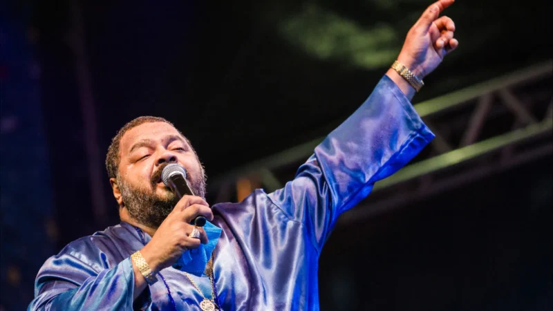 Arlindo Cruz terá alta após 50 dias internado em hospital