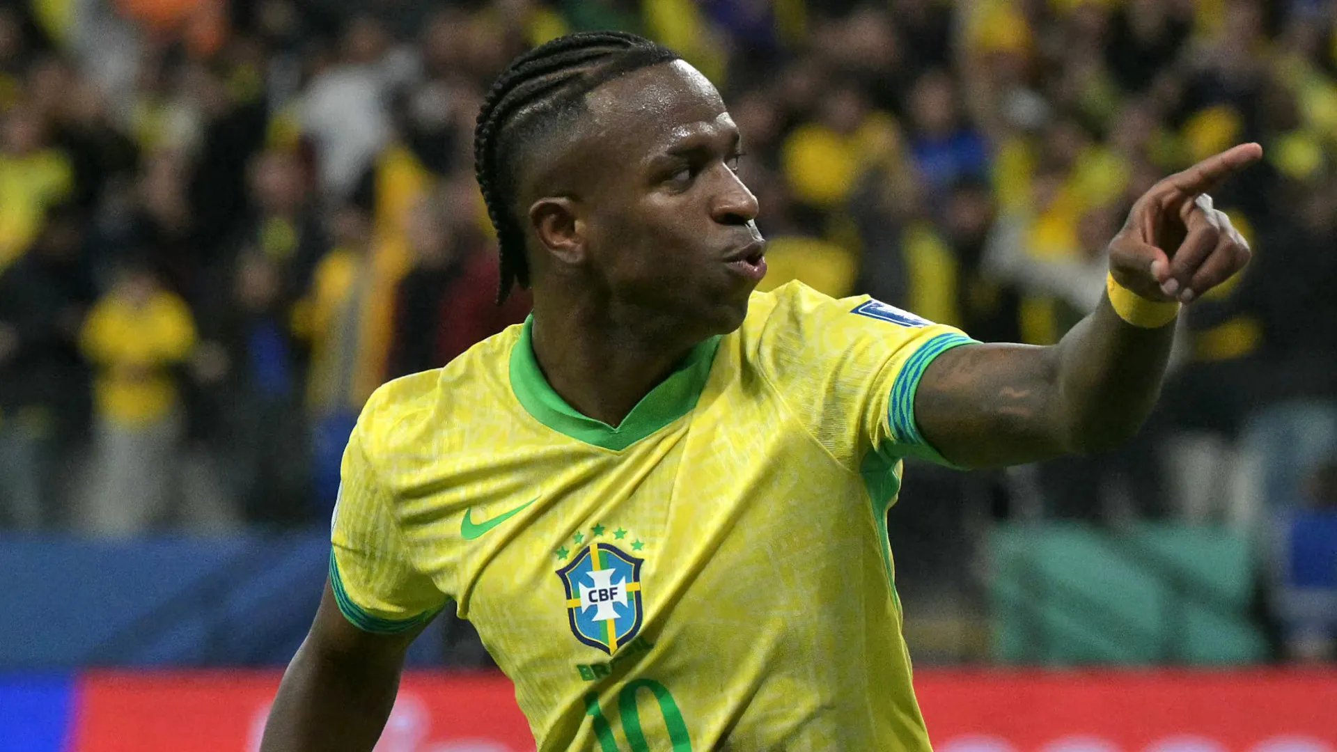 Brasil vence primeira com Ancelotti e assegura presença na Copa do Mundo