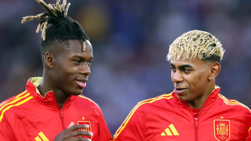 Barcelona acerta com Nico Williams e oferece salário milionário