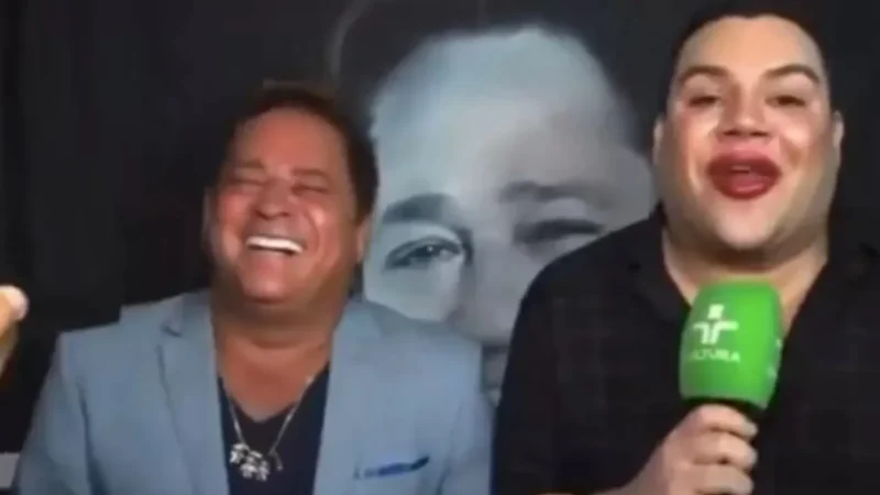 Leonardo tem crise de riso com boca de repórter e vídeo viraliza