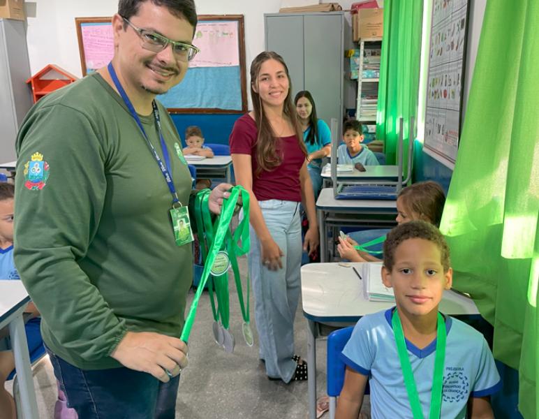 SEMA em ação: campanha de arrecadação de óleo usado premia alunos em Matupá