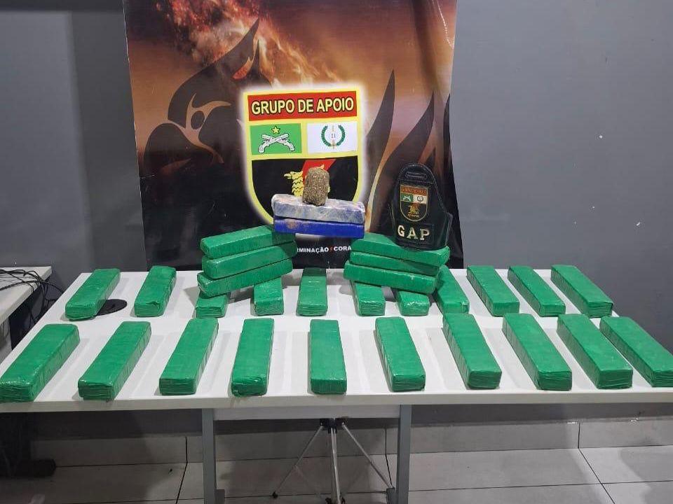 Polícia Militar apreende 30 quilos de maconha e prende dois faccionados em Várzea Grande