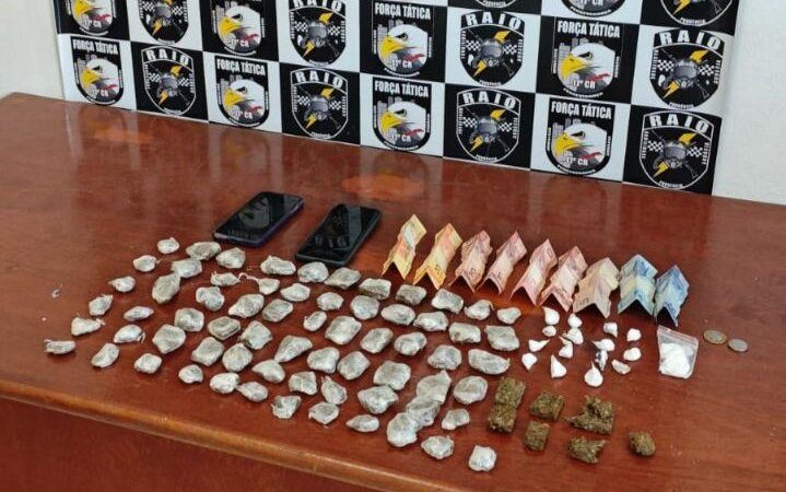 Força Tática prende dois homens com 92 porções de drogas em Primavera do Leste