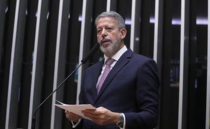 Isenção para quem ganha até R$ 5.000 será apresentada na comissão especial nesta quinta