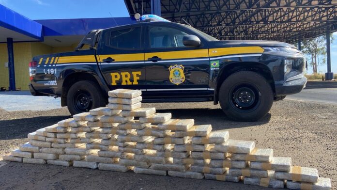 PRF prende motorista com 67 quilos de “supermaconha” em Mato Grosso