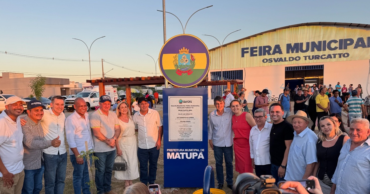 Feira Livre Municipal de Agricultura Familiar é inaugurada em Matupá após visita às obras públicas