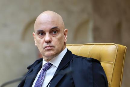 Moraes é intimado por Justiça dos EUA, e AGU vai atuar no processo