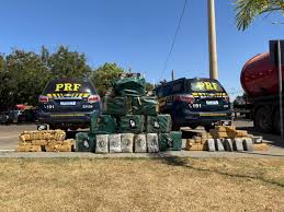 PRF apreende mais de 460 tabletes de drogas escondidos em caminhão-tanque no Médio Norte