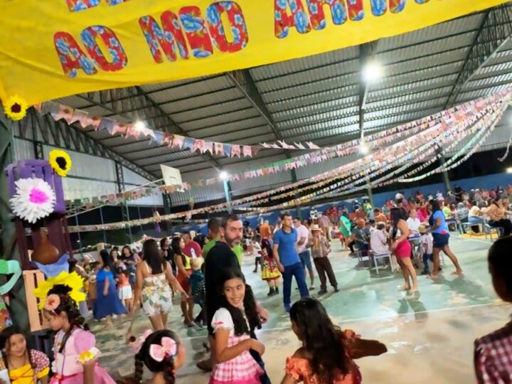 Colégio Luiza Miotto Ferreira faz grande festa Caipira