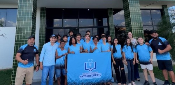 Atletas de Matupá são recepcionados pelo Prefeito Bruno Mena após brilharem em competição estadual