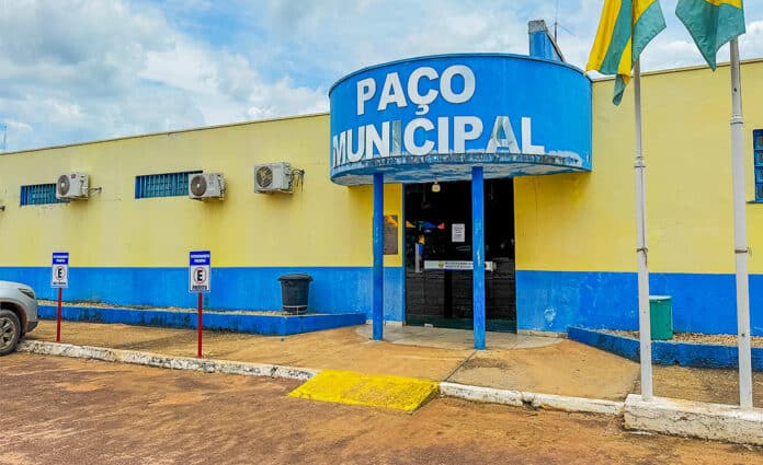 Concessionária e prefeitura de Peixoto se comprometem a melhorar fornecimento de água; MP deve arquivar inquérito
