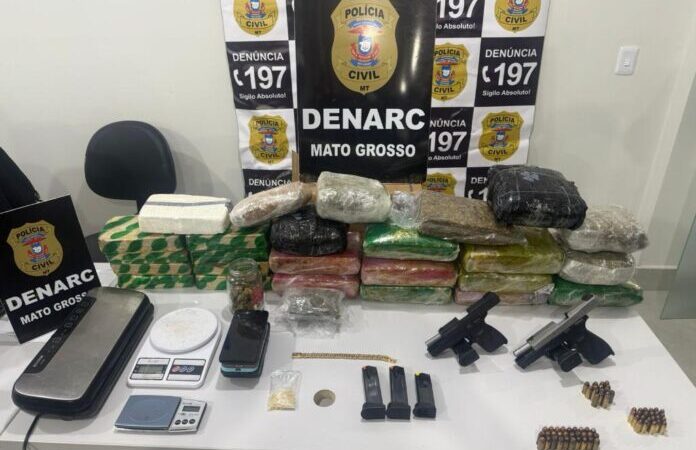 Quatro são presos com tabletes de drogas e revólveres em condomínio em MT
