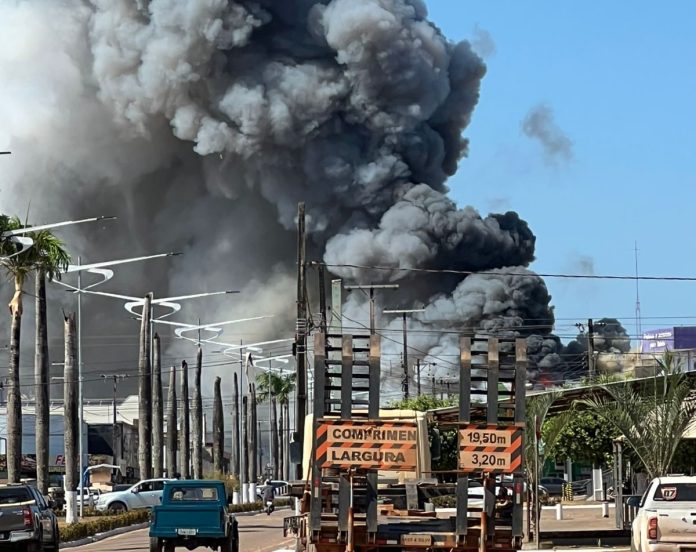 Incêndio é registrado em supermercado no município de Nova Monte Verde