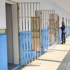 Duas detentas de alta periculosidade fogem de penitenciária em MT; forças de segurança fazem buscas