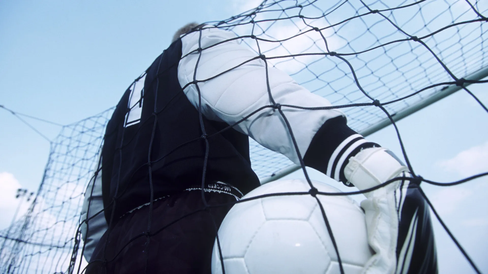 Operário-PR e Avaí fecham 22ª rodada da Série B em duelo de opostos