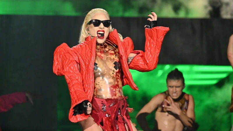 Lady Gaga lidera indicações ao VMA 2025