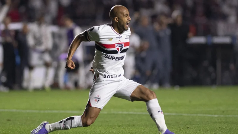 Lucas exalta ‘noite de Libertadores’, André Silva vibra e Rafael valoriza vitória do São Paulo
