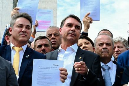 Flávio diz que STF irá entregar cabeça de Moraes na bandeja