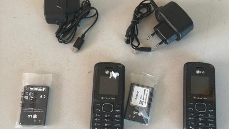 Polícia Penal flagra homem jogando celulares para dentro de cadeia feminina