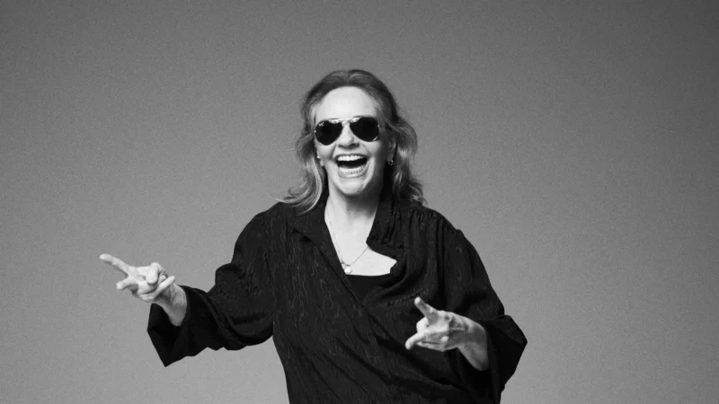 Maria Bethânia, Ana Maria Braga e outros artistas lamentam morte de Angela Ro Ro