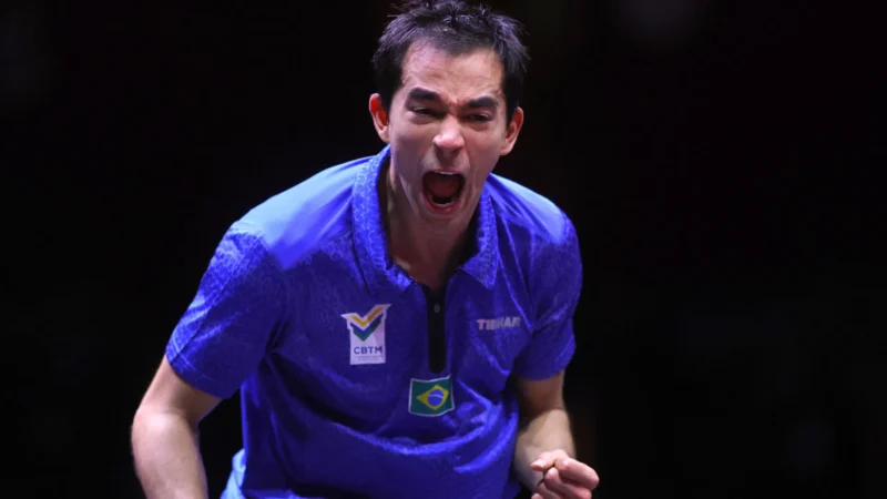 Hugo Calderano é dominado pelo número 2 do mundo e fica com o vice no WTT de Macau