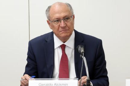 Alckmin diz que Lula pediu suspensão de tarifa de 40% a Trump e que Rubio não é problema