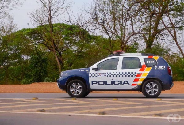 Adolescente de 15 anos ameaça padrasto e é flagrado com pasta base de cocaína na MT-320