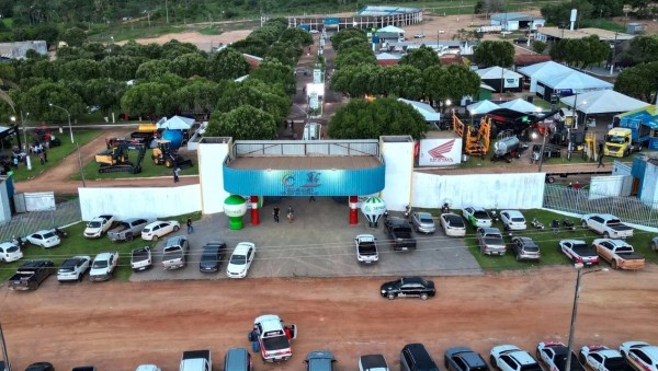 Leilão Unidos pela Vida em prol do Hospital do Câncer, movimenta Colíder neste domingo