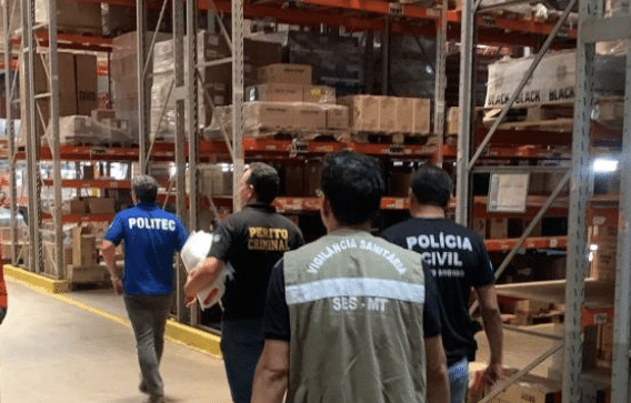 Mais de 7 mil garrafas de whisky são retidas por suspeita de adulteração em MT