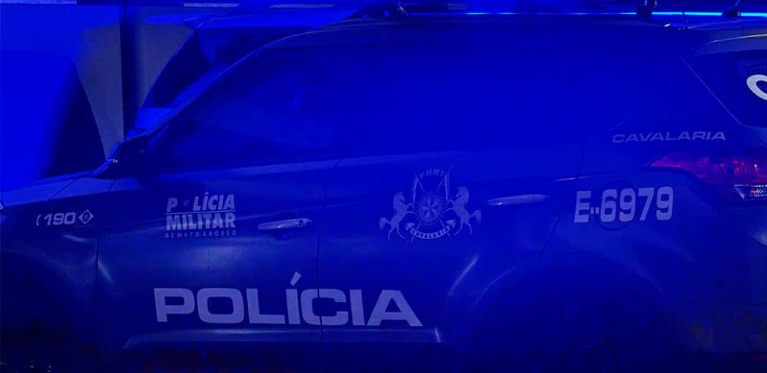 Jovem é preso traficando drogas em bairro de Sinop; comparsa fugiu